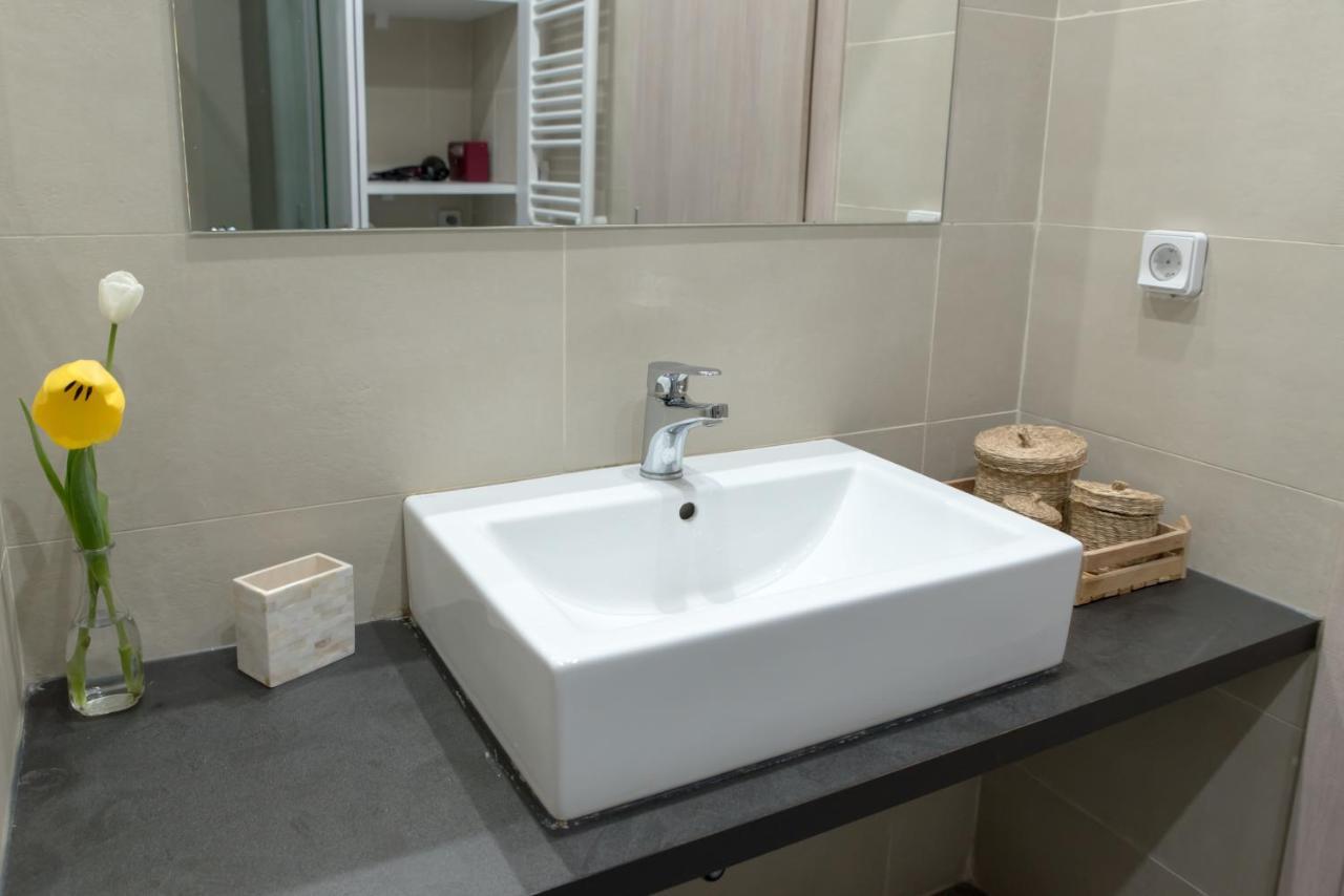 Amazing Apartment 2 Min To Acropolis Athens Ngoại thất bức ảnh